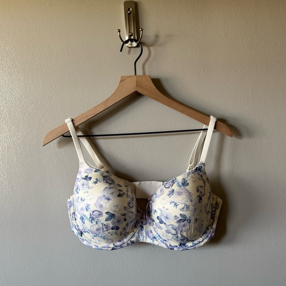 Victoria's Secret Other - Body by Victoria, Victoria’s Secret Bra